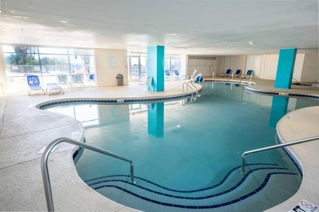 Вилла Baywatch Renovated, Unobstructed Oceanfront Views! Миртл-Бич Экстерьер фото