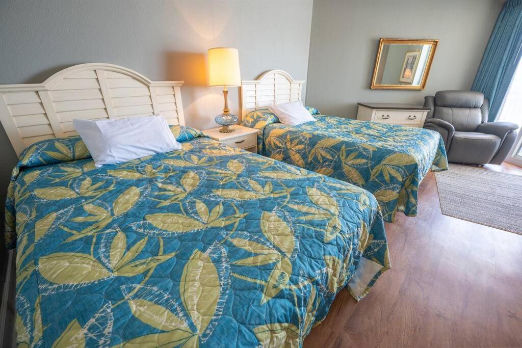 Вилла Baywatch Renovated, Unobstructed Oceanfront Views! Миртл-Бич Экстерьер фото